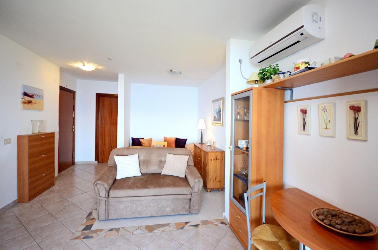 Apartment Andreas Ravni Exterior photo